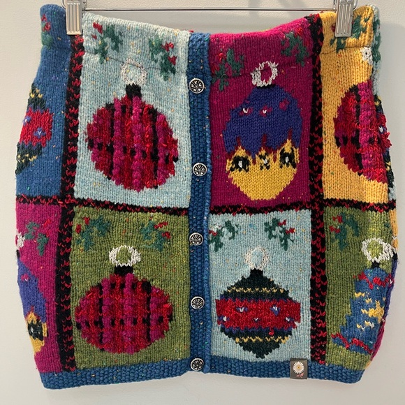 Honeybea “Bumwarmer” Knit Wrap Skirt — 99% Recycled Yarn, Festive, Size M - Picture 2 of 6